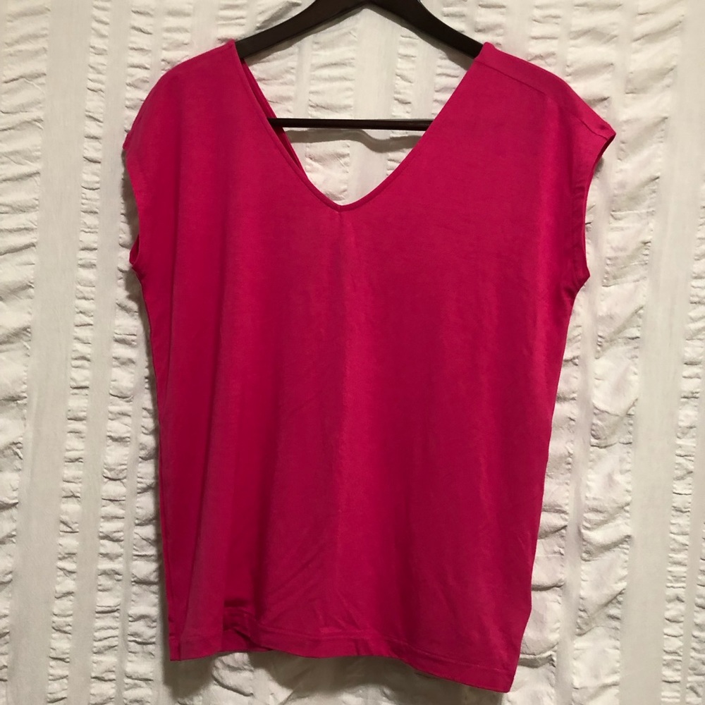 SALE Tahari Magenta V-Neck with Twisted Back